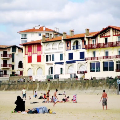 Vidéos de surf avec les meilleurs surfeurs français